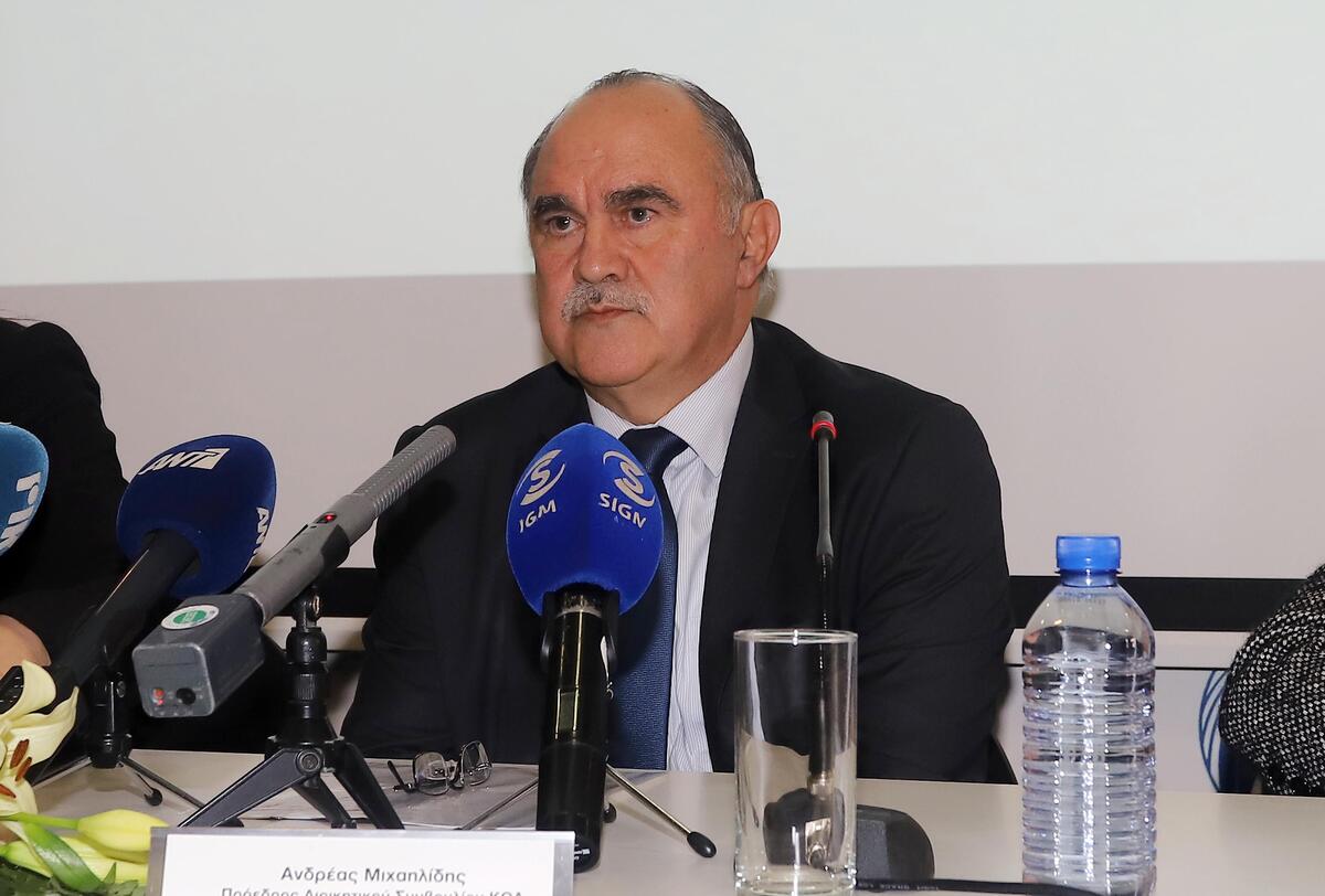 Μιχαηλίδης: «Εντυπωσιάστηκα... το γραφείο μου είναι εκεί που είναι τα πλυντήρια» thumb