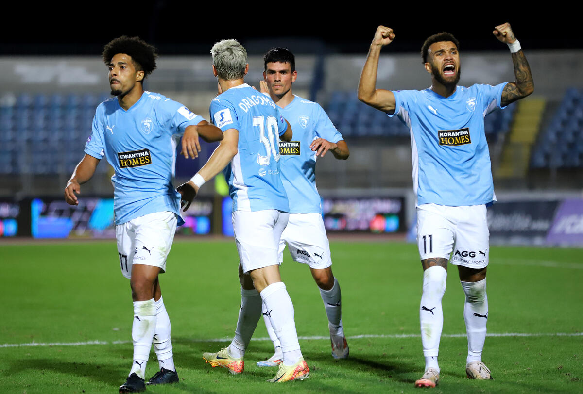 Πάφος FC – Καρμιώτισσα 4-0: Συνεχίζει ακάθεκτη και με… «σπασμένα» τα φρένα! thumb