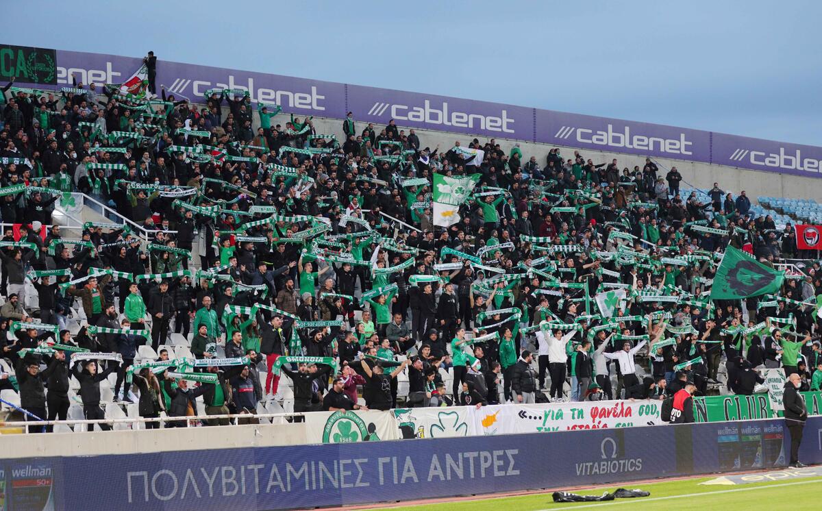 Ούρες στα εκδοτήρια, θέμα χρόνου το sold out thumb