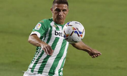 Χοακίν: Φωτογραφήθηκε ξανά γυμνός με το τρόπαιο του Copa Del Rey! thumb