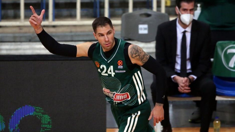 Φοβερός Παναθηναϊκός στο ντεμπούτο του Στέφαν Γιόβιτς thumb