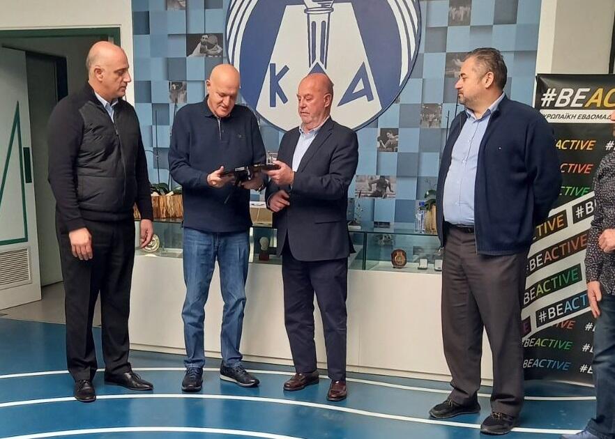 Συνάντηση ΚΟΑ με τον Πρόεδρο της Παγκόσμιας Ομοσπονδίας Καράτ thumb