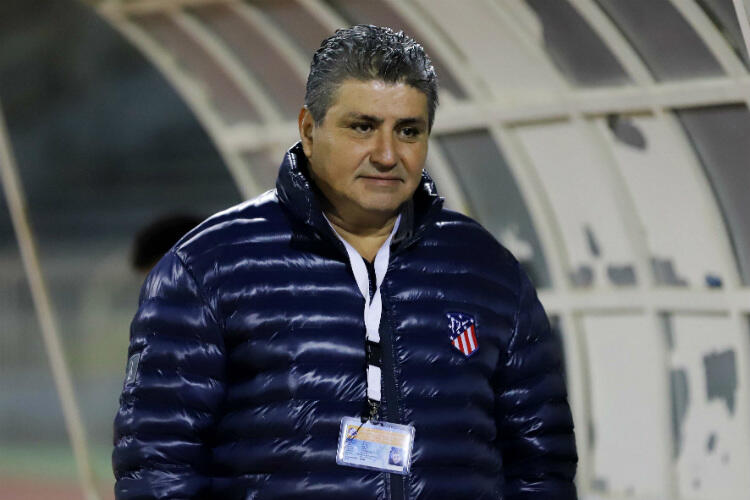 «Σας ενοχλούν που δύο ακόμη ομάδες θα έχουν ζωή;»  thumb