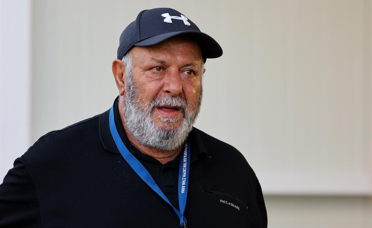 Κίκης: «Φέρει ευθύνη η ΚΟΠ - Δεν νομίζω ότι κάποιος θέλει να κλείσει ο ΑΠΟΕΛ, η Ανόρθωση, ο Απόλλωνας, η ΑΕΛ» thumb