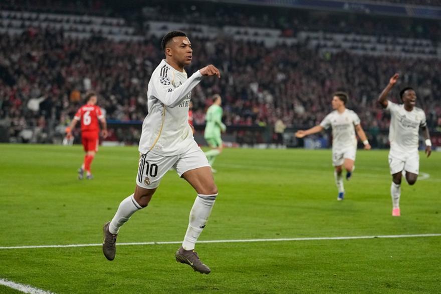 Champions League: «Έσπασε» τα κοντέρ ο Μπαμπέ - Στα μισά του δρόμου προς τον Ρονάλντο thumb