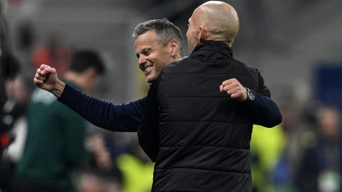 «Παίζει Football Manager στην πραγματική ζωή»: Αποθέωση για τον Κνούτσεν! thumb