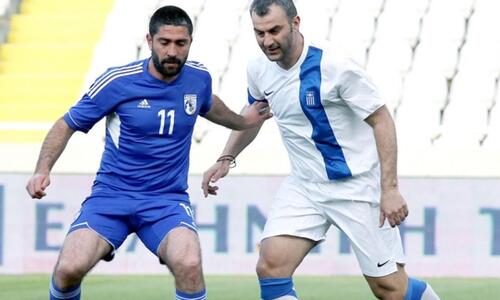 Σπουδαία κίνηση από τον Μιχάλη Κωνσταντίνου και την μητέρα του thumb