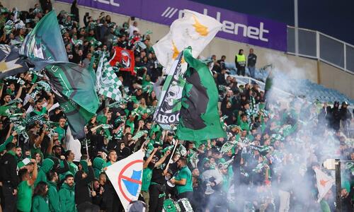 ΦΩΤΟ: Οπαδοί της Ομόνοιας στα γραφεία της ομάδας! thumb