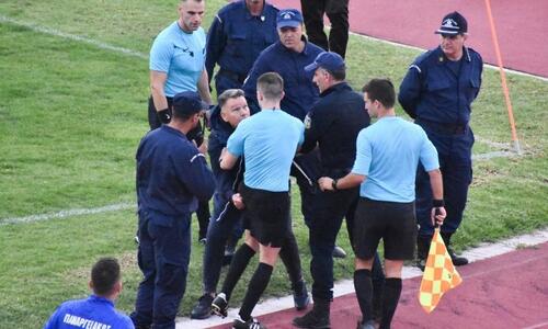 Επεισόδιο με Αλέξη Κούγια: Προσπάθησε να πιάσει τον διαιτητή από το σορτσάκι thumb