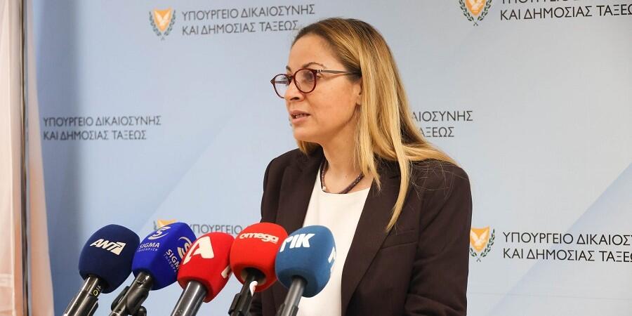 Τι θα γίνει στα ματς πρωταθλήματος, τελικούς και μετακίνηση; Η απάντηση της Υπουργού! thumb
