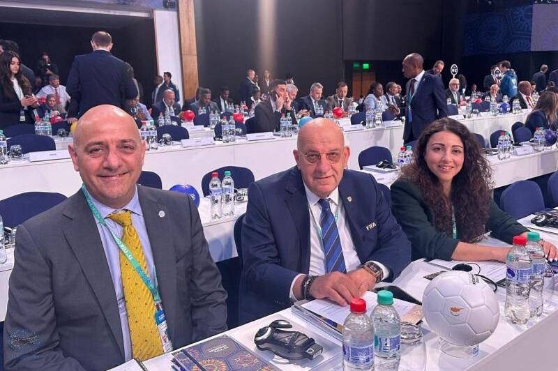 Η ΚΟΠ στο Κογκρέσο της FIFA στην Παραγουάη thumb
