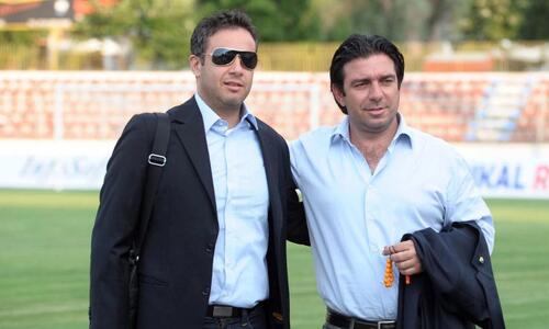 Ανακοίνωση-αντίδραση από τους «8»: «Δεν μπορούμε να αποδεχτούμε σιωπηλά ότι αυτός που φέρει τη βασική ευθύνη, θα αποχωρήσει με τιμές και χειραψίες» thumb