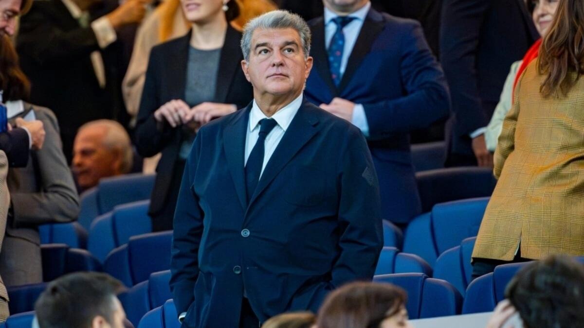 Κατακεραυνώνει FIFA ο Λαπόρτα: «Είναι ντροπή!» thumb