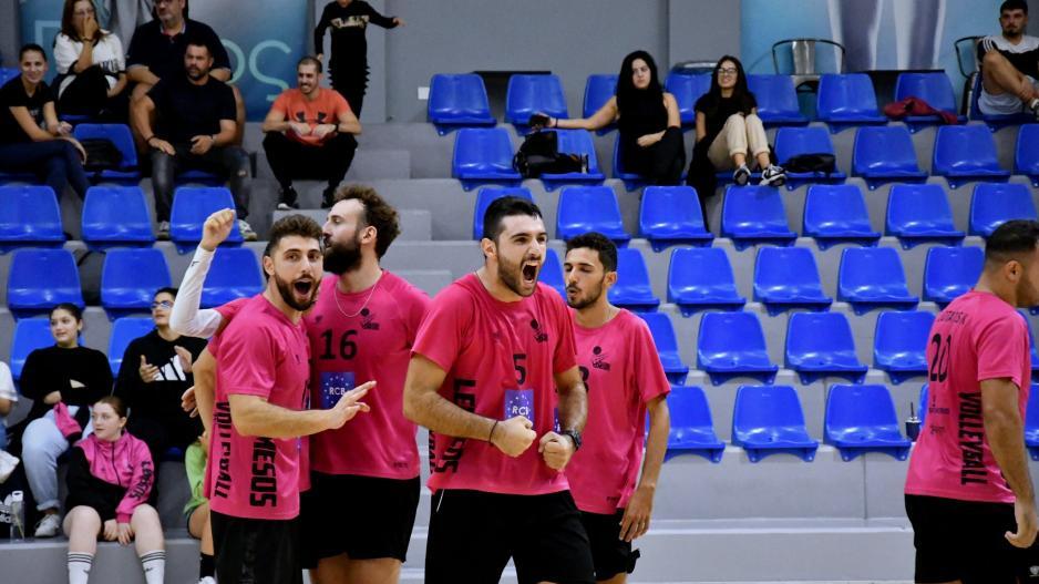Νίκες Λέοντα και Lemesos Volleyball thumb