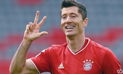 Λεβαντόφσκι: ''Το βραβείο της FIFA μετρά περισσότερο από τη Χρυσή Μπάλα'' thumb