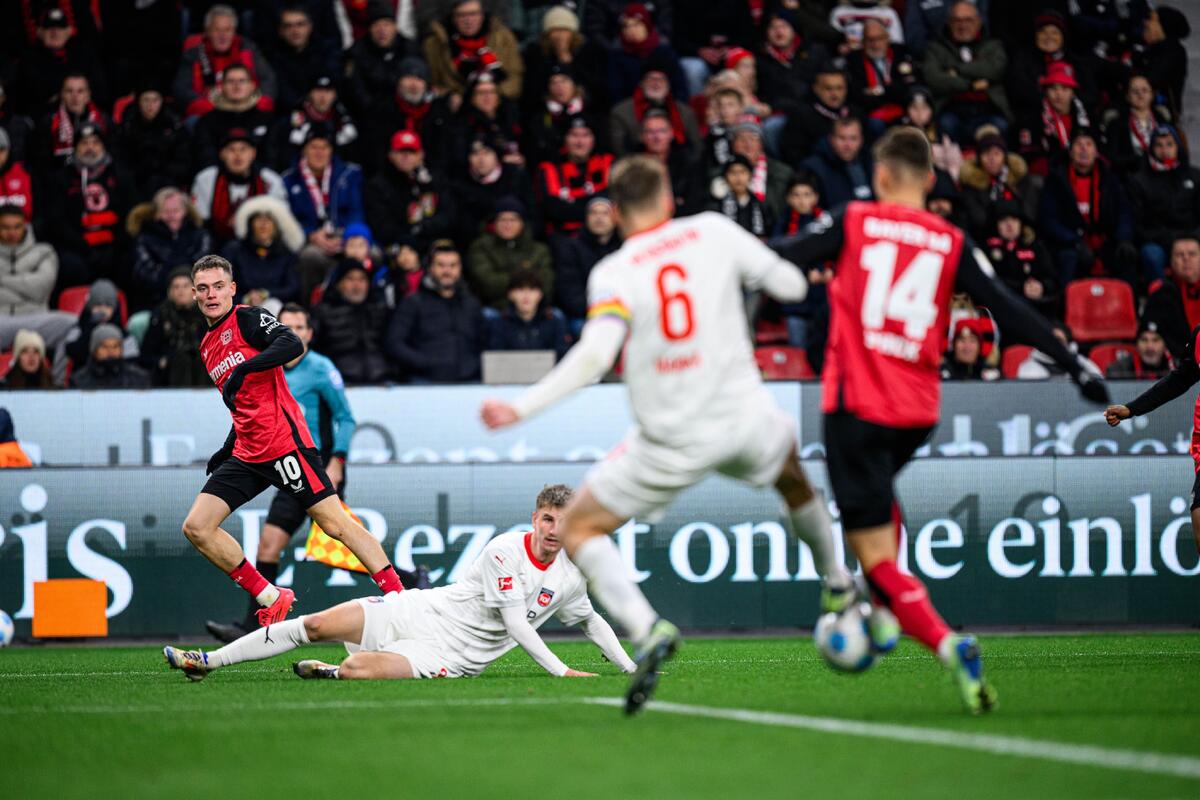 Bundesliga: «Ξύπνησε» και πέτυχε πέντε γκολ η Λεβερκούζεν thumb