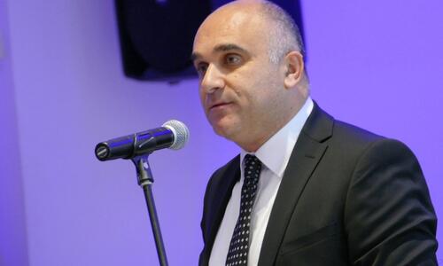 «Αποσύρω μετά τις καθοδηγούμενες ανακοινώσεις και τις απειλές...» thumb