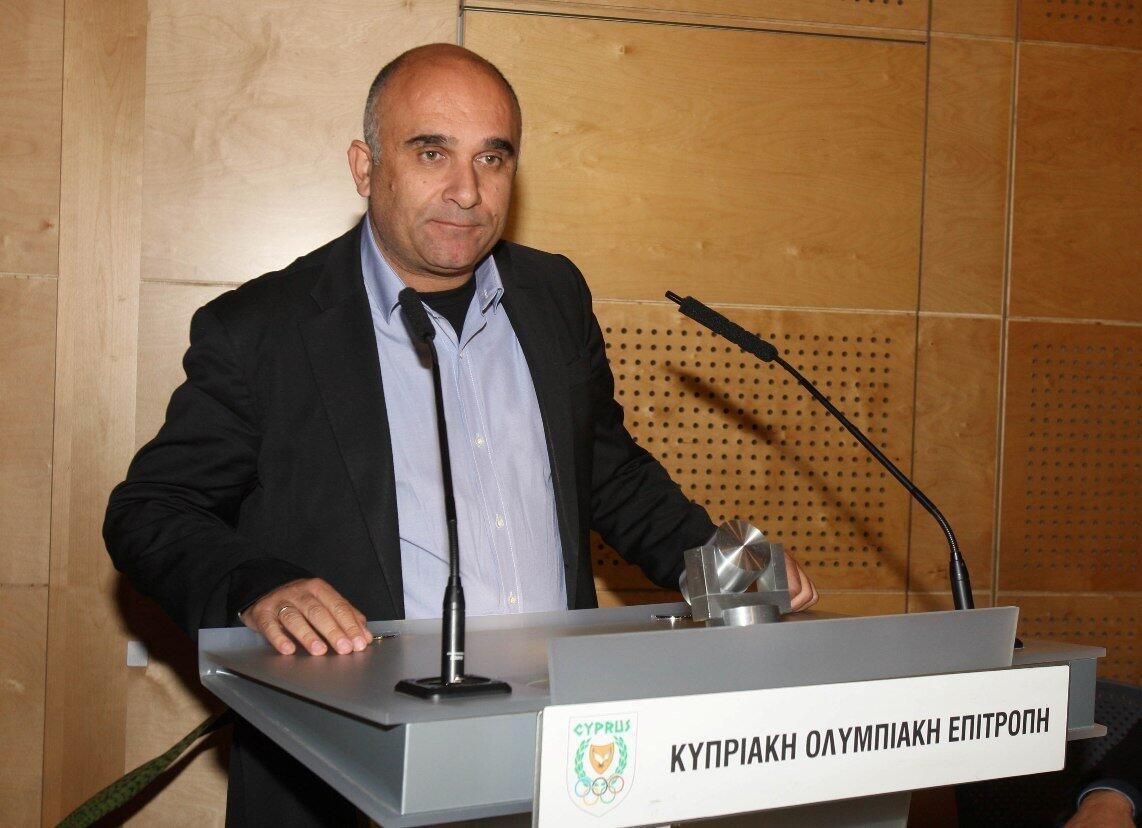 Νέα ανακοίνωση των «Μαχητών» για τον Λούη Δημητρίου με φωτογραφία (pic) thumb