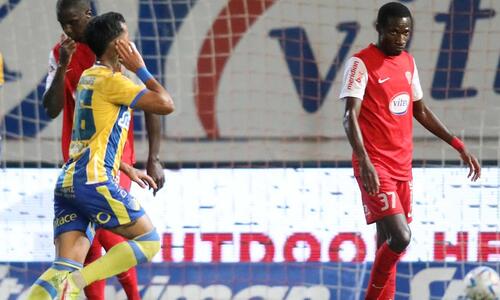 Νέα Σαλαμίνα - ΑΠΟΕΛ 1-3: Με τριάρα «κάθισε» στο… σβέρκο της Πάφου! thumb