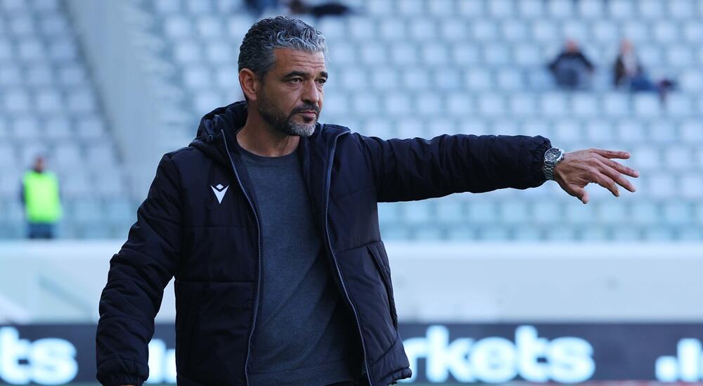 «Δεν μπορώ να το εξηγήσω... Είναι μια δύσκολη στιγμή» thumb