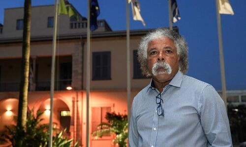 «Απαράδεκτο να διώχνεις έναν παίκτη που ξέρει μπάλα - Έχει ευθύνες κι ο Τριτσκόβσκι» thumb