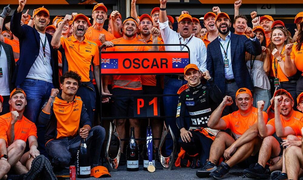 Η McLaren στην κορυφή της F1 μετά από 10 χρόνια thumb