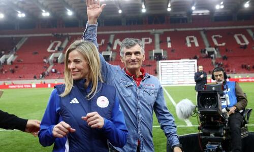 Μπουγέλωσαν τον Μεντιλίμπαρ στα αποδυτήρια! (ΒΙΝΤΕΟ) thumb