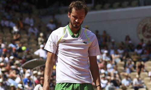 Roland Garros: Αποκλεισμός σοκ για τον Μεντβέντεφ! thumb