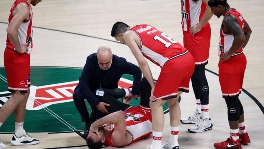 Σοκ με Μιλουτίνοφ: Κάταγμα στο μετατάρσιο, μένει δύο μήνες εκτός thumb