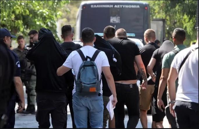 Δολοφονία Μιχάλη: Προφυλακιστέοι οι πρώτοι 27 από τους κατηγορούμενους thumb