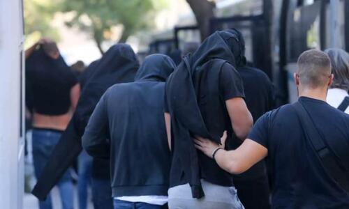 Συνεχίζουν να προκαλούν: «Επτά Κροάτες έχουν τραύματα από μαχαίρι» thumb
