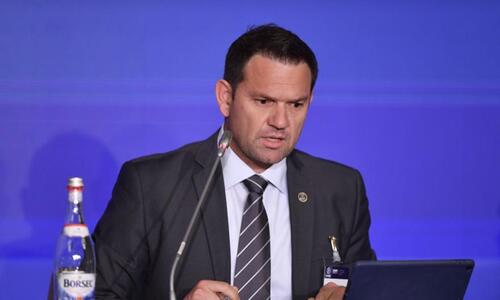 «Ασελγούν στα σωματεία, χειραγωγούν ματς με απλήρωτους παίκτες» thumb