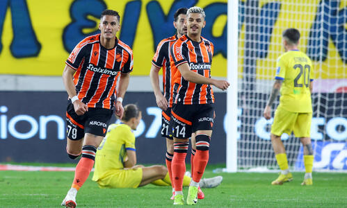 ΑΕΛ - ΑΠΟΕΛ 1-2: «Ξόρκισε» την κατάρα σε έξι λεπτά! thumb