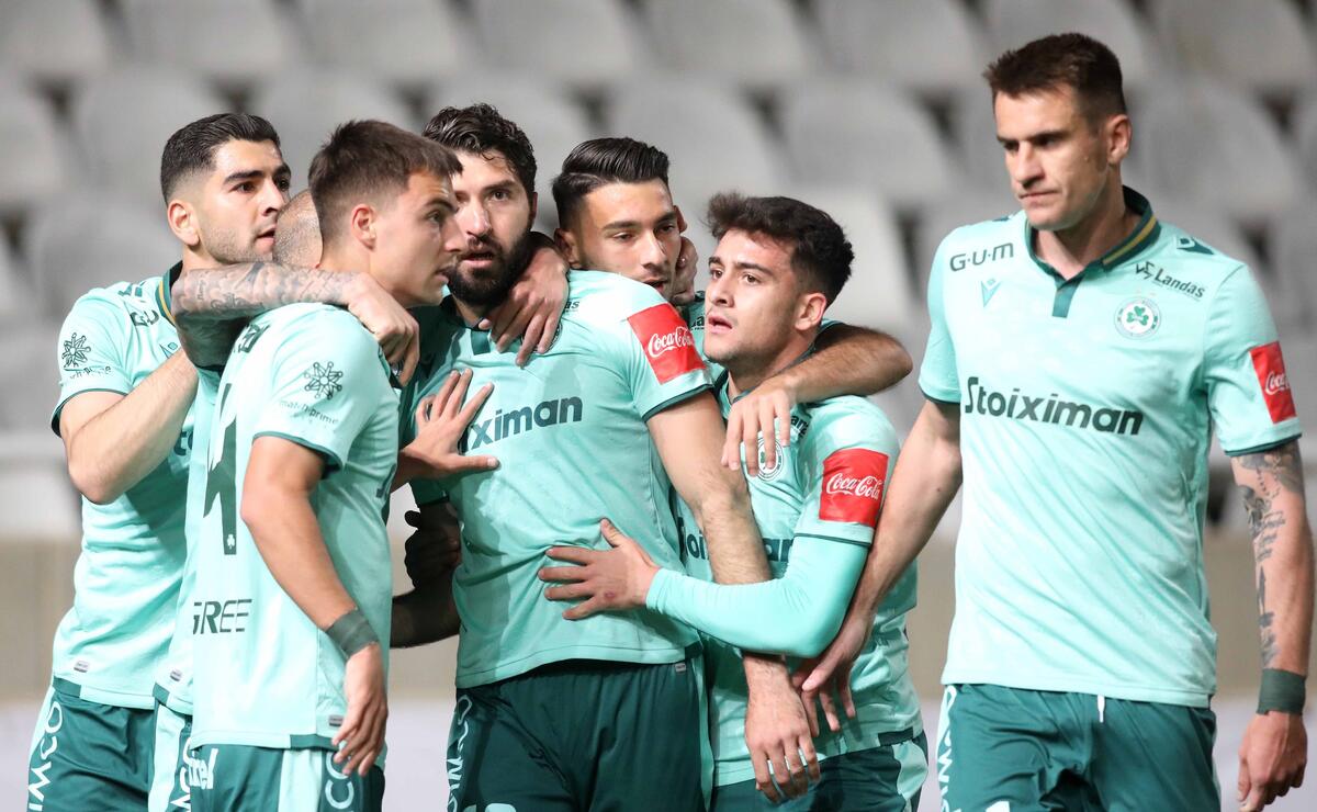 ΑΠΟΕΛ-Ομόνοια 0-2: Πράσινη ανατροπή και πρόκριση με πέναλτι στο 90+7'! thumb