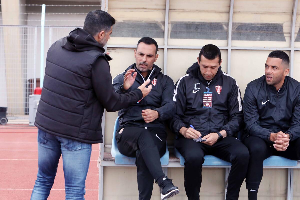 Αποφασίζουν οι επόμενοι για «Πούρσα» και Μάκη!  thumb