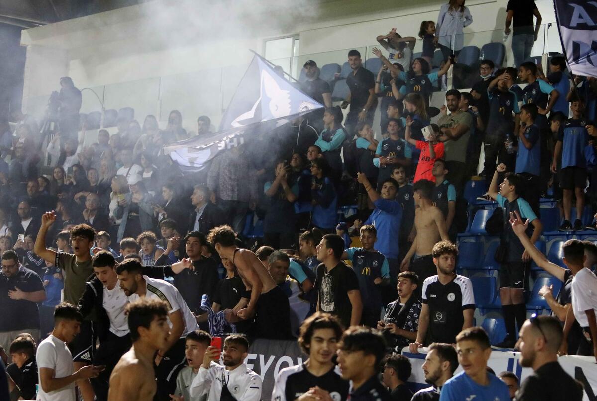 Μήνυμα Κίκη Φιλίππου στους φίλους του Εθνικού!  thumb