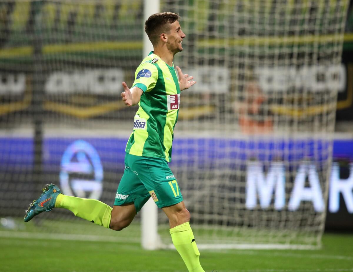 Δεν το σκέφτηκε καθόλου και 1-0 (βίντεο) thumb
