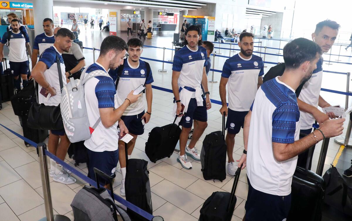 Εθνική: Αναχωρεί για Γεωργία (φωτογραφίες) thumb