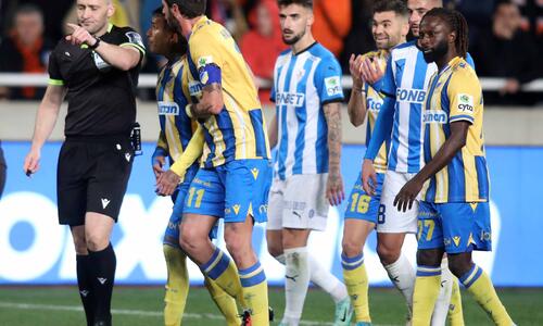 ΑΠΟΕΛ-Ανόρθωση: Στα αποδυτήρια οι ρεφ (βίντεο) thumb