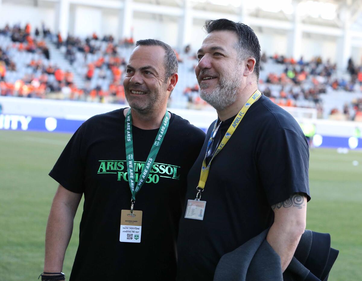Χαμόγελα πριν το ντέρμπι  thumb