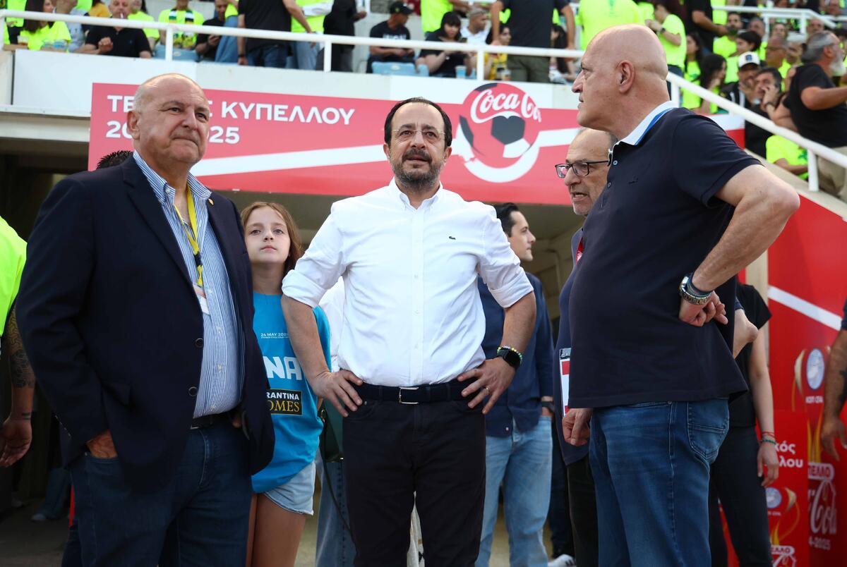 Ο πρόεδρος; thumb