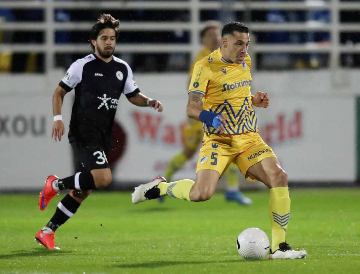 (ΤΕΛΙΚΟ) Εθνικός Άχνας-ΑΠΟΕΛ 0-3  thumb