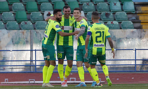 Έφυγε από την ΑΕΚ και κρεμάει τα παπούτσια του! thumb