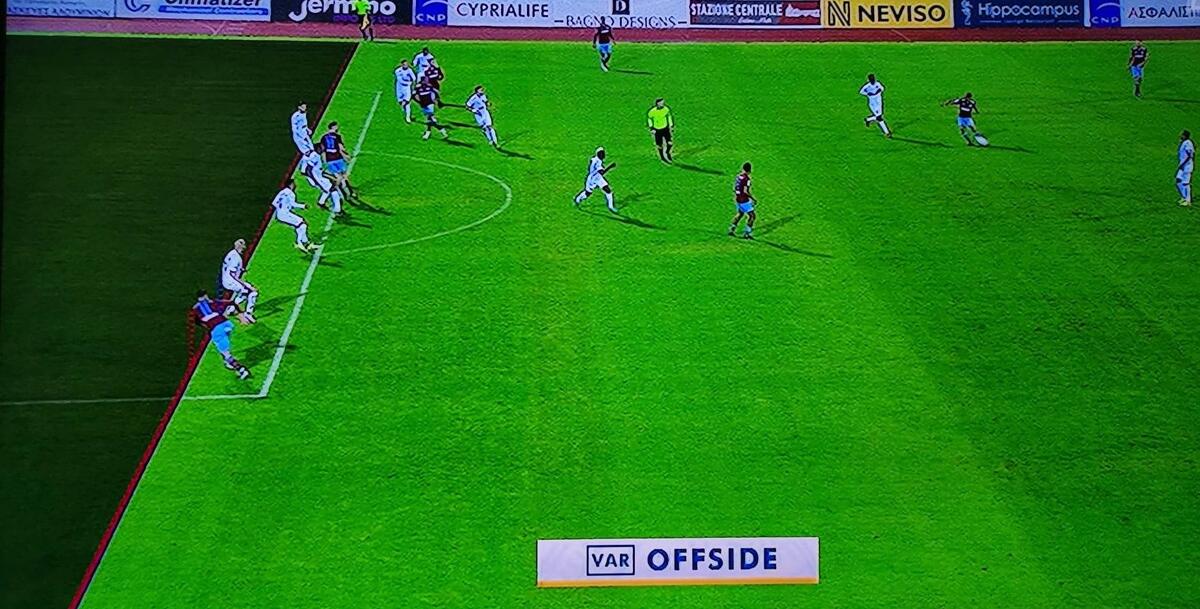 VAR, ημιαυτόματο οφσάιντ και... «τρίχες»! (ΦΩΤΟΣ) thumb
