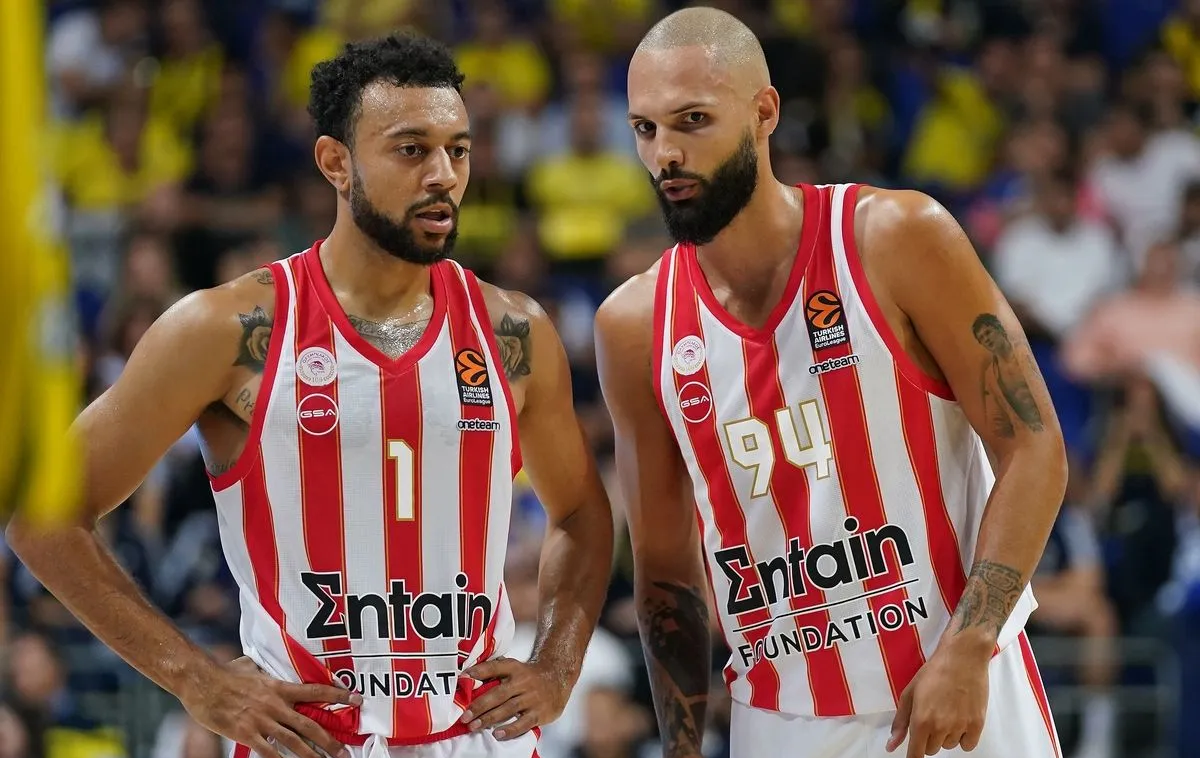 EuroLeague: Μάχη Φενέρ – Ολυμπιακού για την κορυφή, πέντε ομάδες για μία θέση στην εξάδα thumb