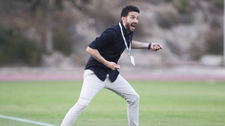 Ένας πρώην κόουτς κυπριακών ομάδων στη λίστα του Ολυμπιακού Πειραιώς! thumb