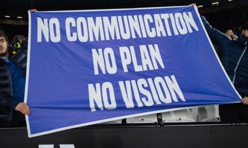 «Βράζουν» οι οπαδοί, πήγαν έξω από το προπονητικό! thumb