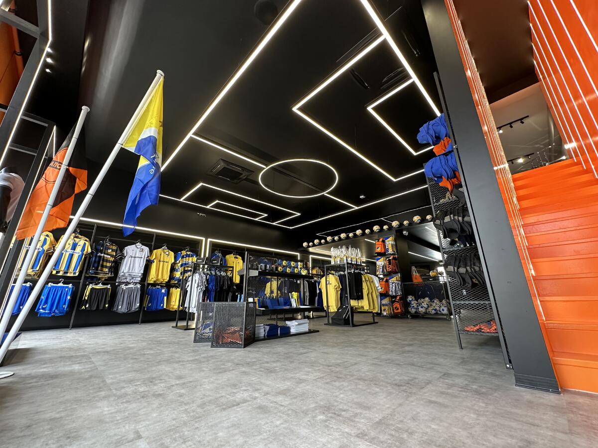 Ενημέρωσε για νέο Orange Shop thumb