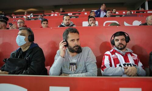 Ντοκιμαντέρ για την ακουστική περιγραφή για τυφλά άτομα σε παιχνίδια του Ολυμπιακού thumb