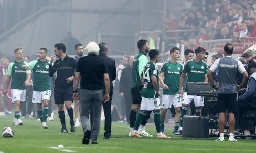 Παναθηναϊκός: «Μία ώρα από τη διακοπή, η ομάδα παραμένει στα αποδυτήρια» thumb